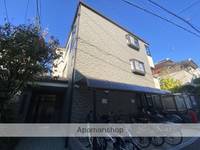 グリーンハイツ天美の外観