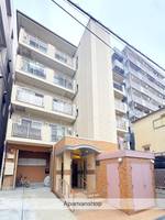 ケイ・クリスタルの外観