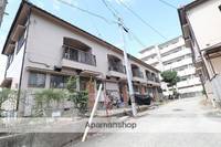 リバーサイドテラス西棟の外観