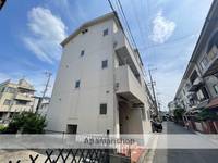 川添ロイヤルハイツの外観