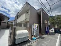 ウエストリバーB棟203の外観