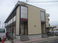 レオパレスクイール堀川202の外観