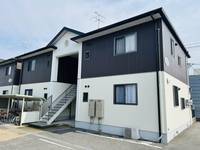 ラ・パーチェ ナガオカ D棟の外観