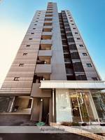 広島県広島市東区上大須賀町の賃貸マンションの外観