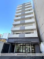 楠原産業ビルの外観