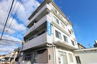 山口県岩国市昭和町1丁目の賃貸アパート301の外観