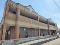 クローバーツインズの外観