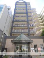 福岡県福岡市博多区博多駅南3丁目の賃貸マンションの外観