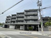 エステートマンション長丘の外観