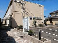 レオパレスティール107の外観