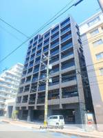 CALIFORNIA APT808の外観