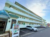 グランドハイツアザミの外観