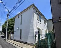 スプリングス・コ-トの外観