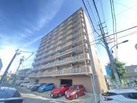 四日市エンブルコートの外観