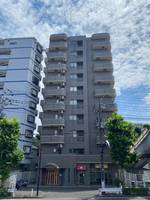 ロワレール横浜西壱番館の外観