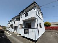 メイプル岩井の外観