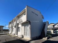 ハイツリプルIIの外観