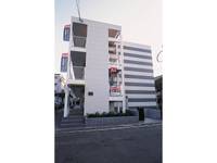 スリーアローズの外観