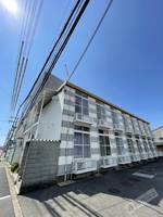 レオパレスいずみの外観