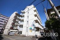 シャトル福島南の外観