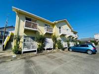 ロイヤル・ワタナベの外観