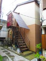 東京都新宿区富久町(アパート)の賃貸物件の外観