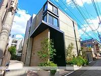 GRAN PASEO新宿の外観