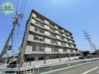 サニーコート三川の外観