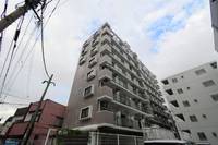 鷹の巣センチュリー21の外観