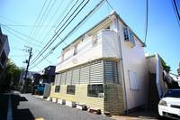チャーコル目白台の外観
