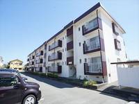 マンションアカンサスIの外観