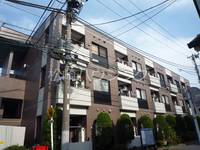 グリーンパーク杉山の外観