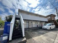 神奈川県秦野市鶴巻南4(アパート)の賃貸物件の外観