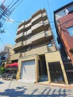 アルカサールヨシタニの外観