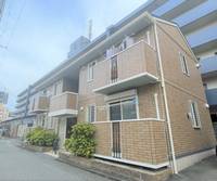 セレッソ B棟の外観