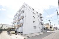 第6グランドハイツ服部の外観