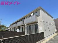 アゼリア岸岡の外観