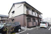 ファミールカワテA棟の外観