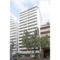 ガーラプレイス新宿御苑の外観