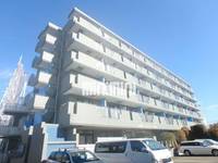 REGINA HALLの外観