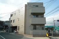 ブロードストーン小机の外観