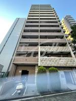 プレサンス阿波座ステーションフロントの外観