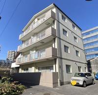 ビッグバードの外観