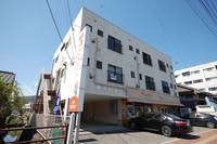 泰平ビルの外観