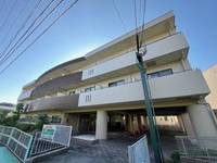 グリーンアベニュー山岡の外観