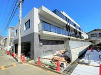 BASE IGの外観