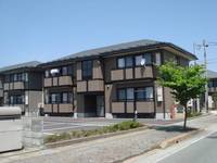 シャトル・アラモード A棟の外観