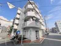 ホワイトハイツの外観