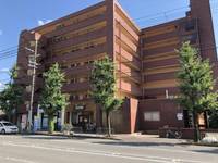 シャンポール松室の外観