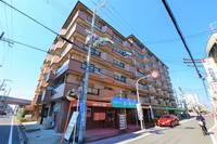 プラムガーデンハイツの外観